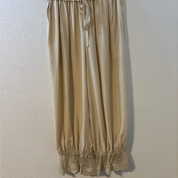 Odd Relaxed Bloomer Pants Ecru Size S NWT in Package - Picture 2 of 7